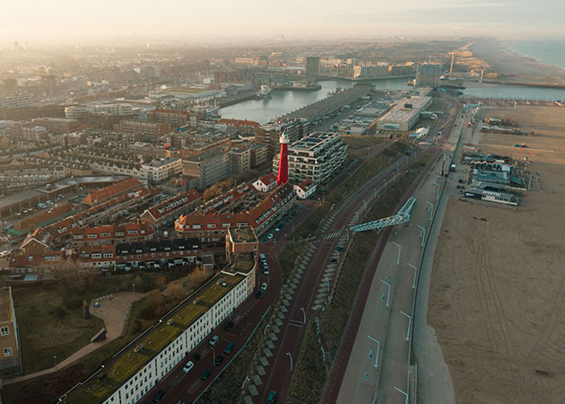 Uitwaaien, opwarmen en samen genieten aan zee